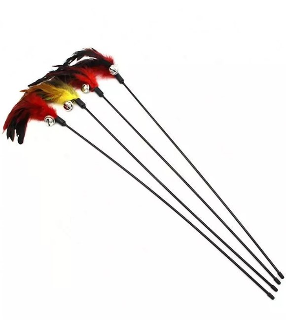 Pets.Love.Earth Funny Cat Toy Feather Color Rod With Bell
